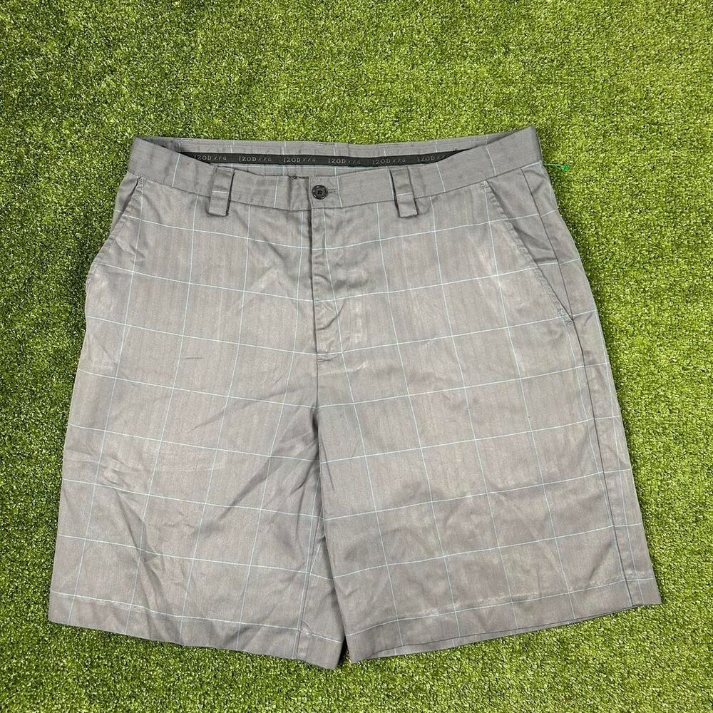 Izod Men's Grey and Blue Shorts